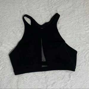 Black lulu lemon sports bra